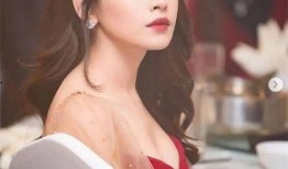 越南美女吃泡瓜,美女品尝独特泡瓜美食之旅