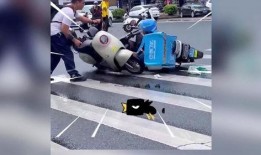 吵架外卖小哥吃瓜,一场关于沟通与理解的较量