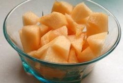 孕期吃哈密瓜呕吐,甜蜜呵护母婴健康