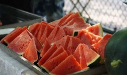 鹤岗职业吃瓜,揭秘网络红人的另类生存之道