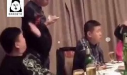 吃瓜群众惨遭,揭秘网络舆论背后的真相