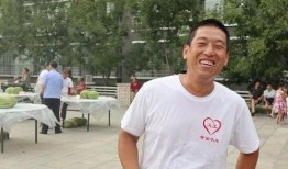 综艺吃瓜现场照片,吃瓜群众捕捉精彩瞬间