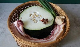 天热吃瓜图片,瓜果飘香——清凉一夏的甜蜜诱惑