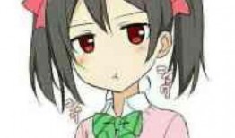 大脸吃瓜外婆,揭秘家庭温馨趣事