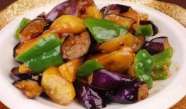 茭瓜土豆茄子咋吃,茭瓜、土豆、茄子的多样烹饪法